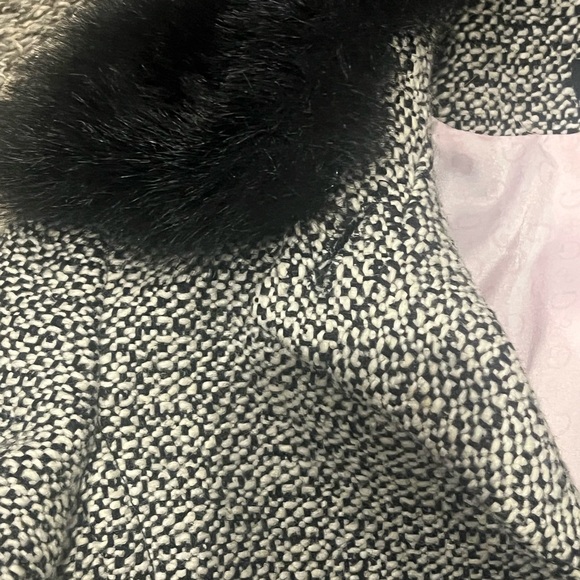 Guess coat size M - Picture 5 of 5